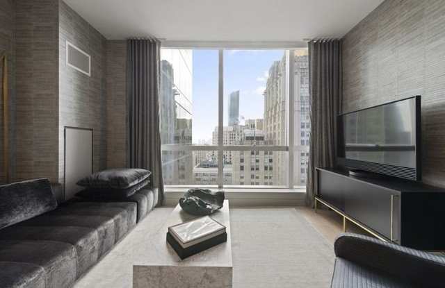400 Park Avenue S Gallery 2