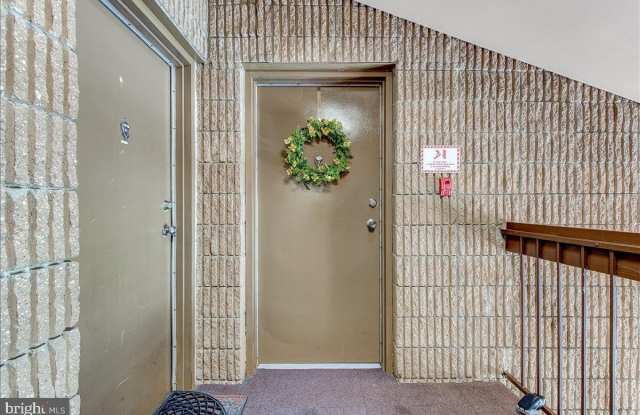 5915 TAMAR Drive Gallery 4