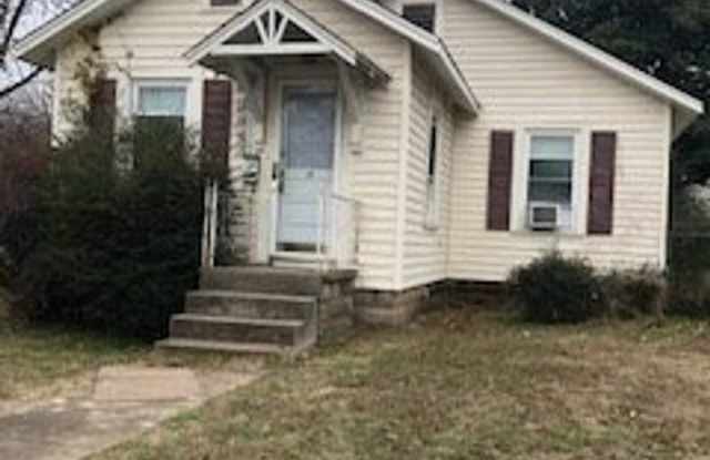 Three Bed, One Bath Home photos photos