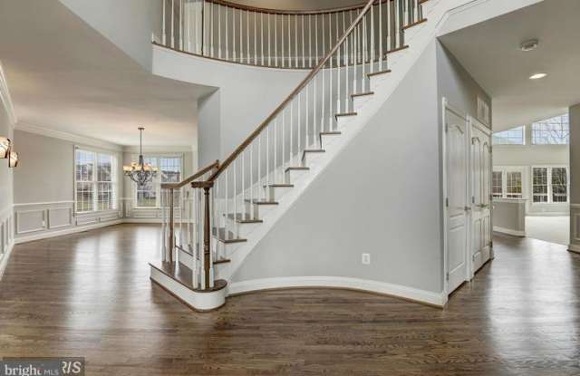 43404 BLANTYRE COURT Gallery 2