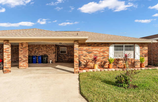 1836 Warringwood Dr # B4 photos photos