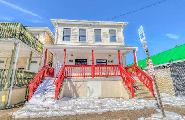 2635 Arctic Ave photos photos