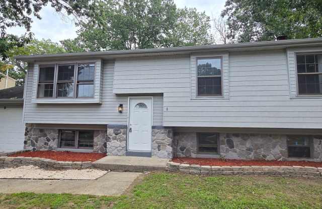 8 Kim Lane, Sicklerville, NJ – Beautifully Remodeled 4-Bedroom Home – $3,395/Month Gallery 1
