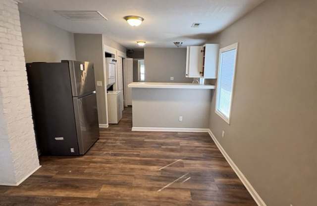 2959 North Gladstone Avenue photos photos