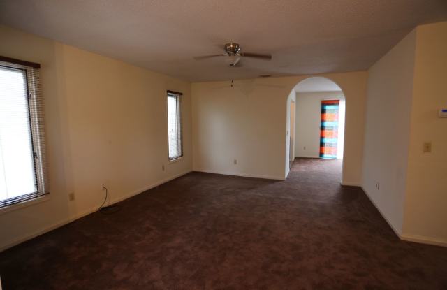 2 Bedroom near Country Club photos photos