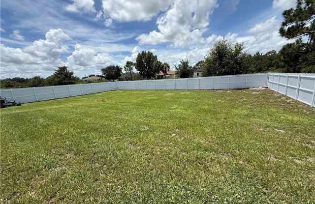 557 Oakshire Lane Gallery 2