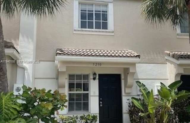 4938 Palmbrooke Cir - 4938 Palmbrooke Circle, West Palm Beach, FL 33417