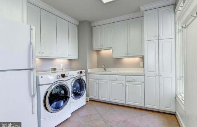 1550 SHELFORD Court Gallery 2