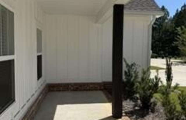 111-3 St. Lawrence Dr. Gallery 4
