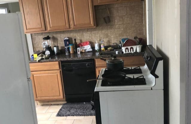 34 Newcastle Rd - 34 Newcastle Road, Boston, MA 02135