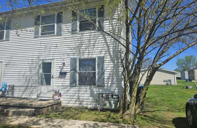 2 Bedroom 1.5 Bath Duplex Kent Ohio 44240 photos photos