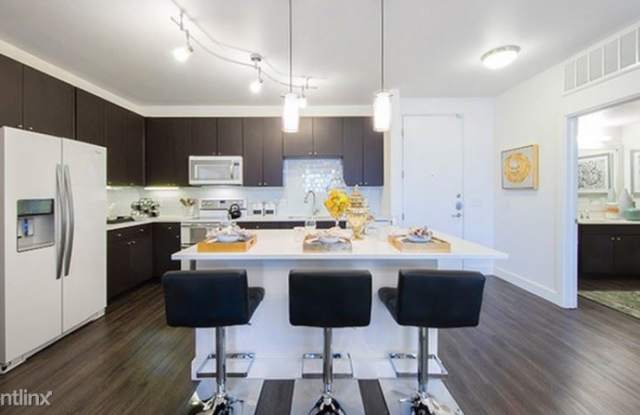2132 Lawrence St Lindsey - 2132 Lawrence Street, Denver, CO 80205