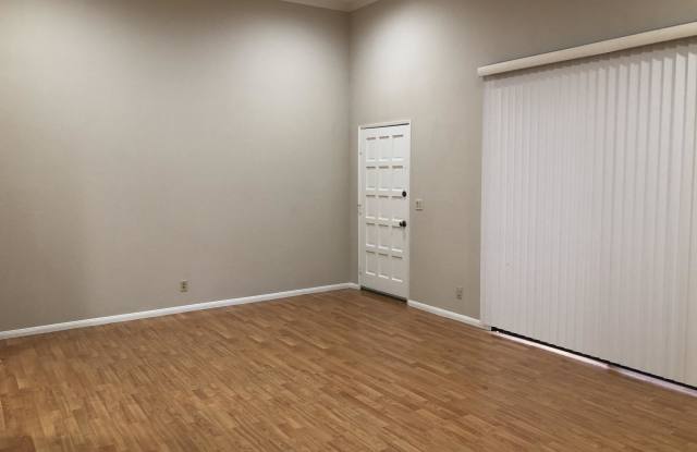 1204 Indiana Avenue Gallery 4