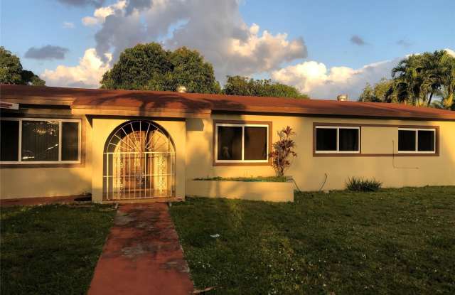 12975 NW 18th Court Gallery 2