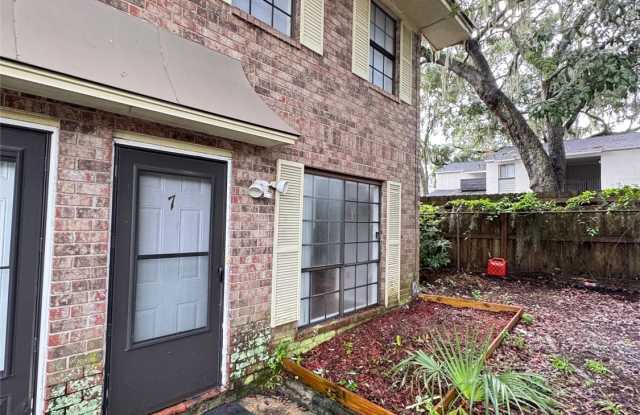 2220 E Victory Drive #7 photos photos