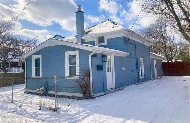 611 Fairgrove Avenue photos photos