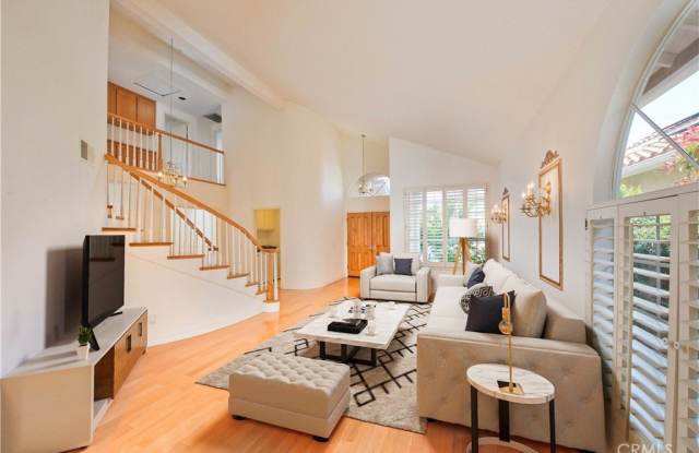 12050 Falcon Crest Way Gallery 3