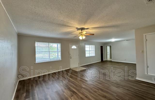 407B Maple photos photos 407B Maple photos photos