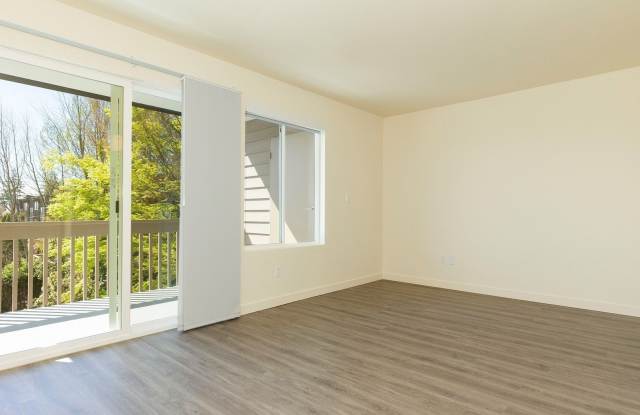 Luke Apartments photos photos