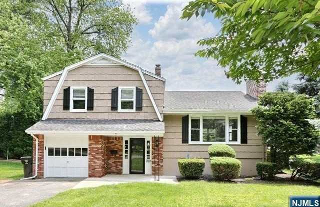 780 Flint Place photos photos