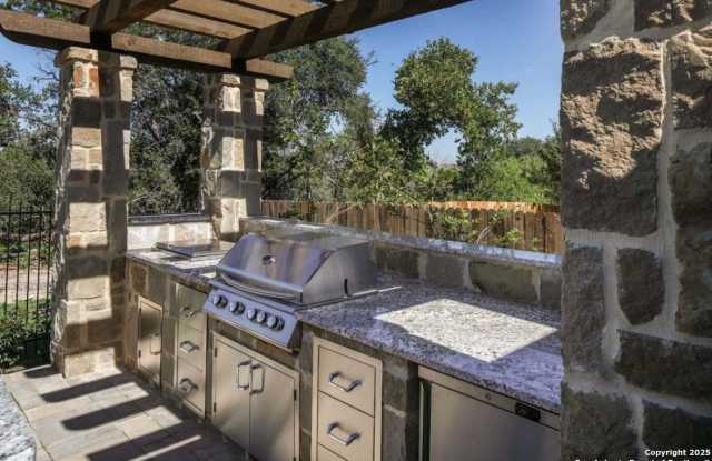 1362 Oaklawn Dr Gallery 2