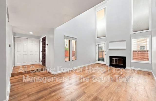 1050 S Monaco St Pkwy Gallery 1
