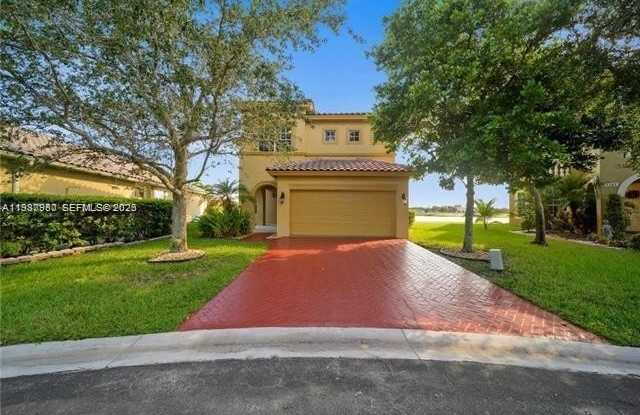 5271 SW 141st Ter photos photos