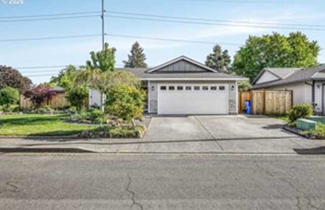 Beautifully Remodeled 3 Bedroom Home with Garage, Fenced Yard, Near Mt. View High Scholl  More! photos photos