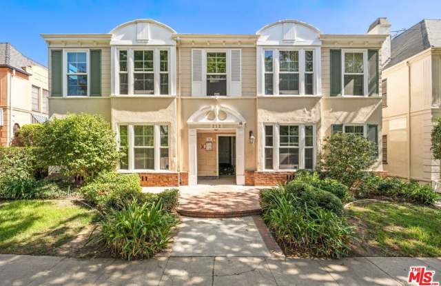 212 S Reeves Dr unit: 13 photos photos 212 S Reeves Dr unit: 13 photos photos