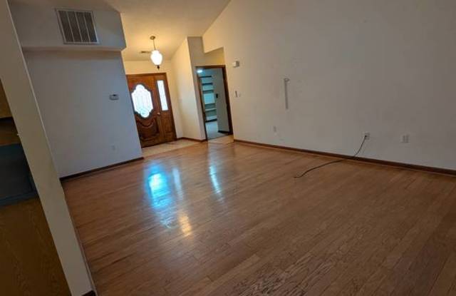 807 Ripplebrook Drive photos photos