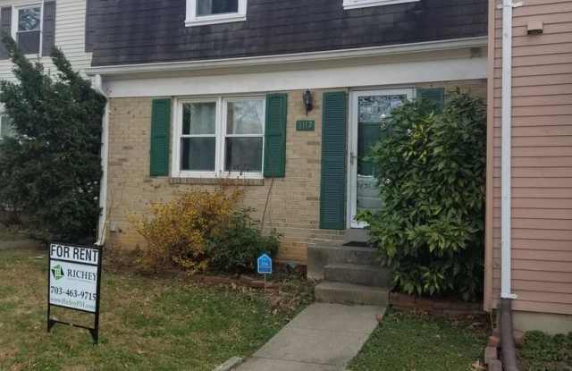 3117 Pebble Hill Ln Gallery 2