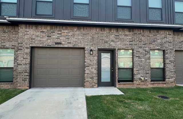 3441 Brooke Place photos photos