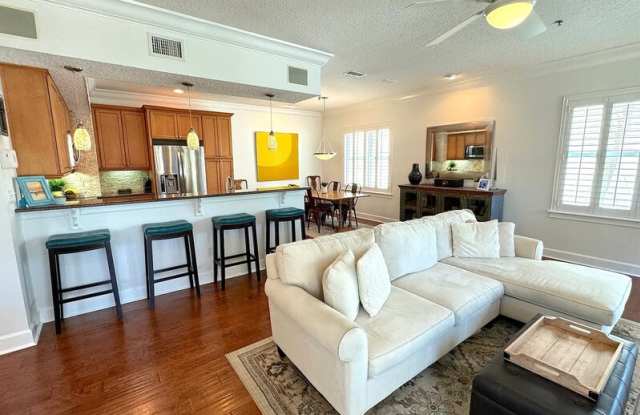 222 6th Avenue South - 1 photos photos