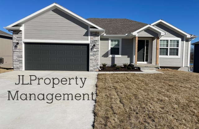 609 Poplar Court photos photos