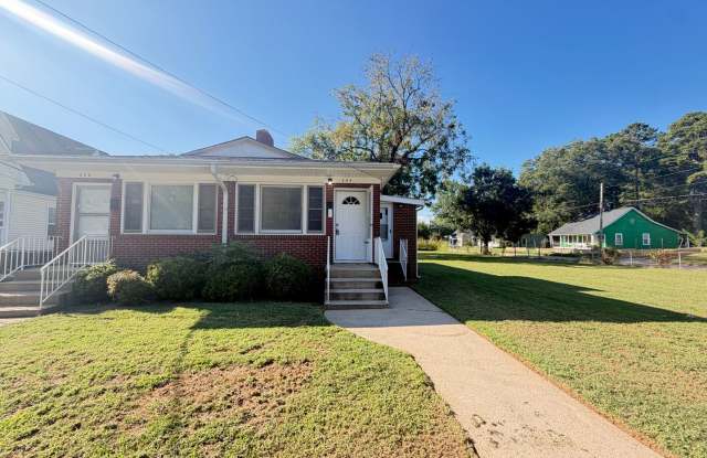 Nice 2 Bed 1 Bath Duplex unit in Salisbury NC- Close to downtown Salisbury and I-85 Gallery 1