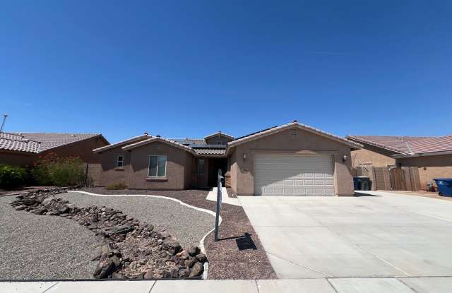 5 BEDROOM POOL HOME WITH SOLAR! - 7922 East 38th Place, Yuma, AZ 85365