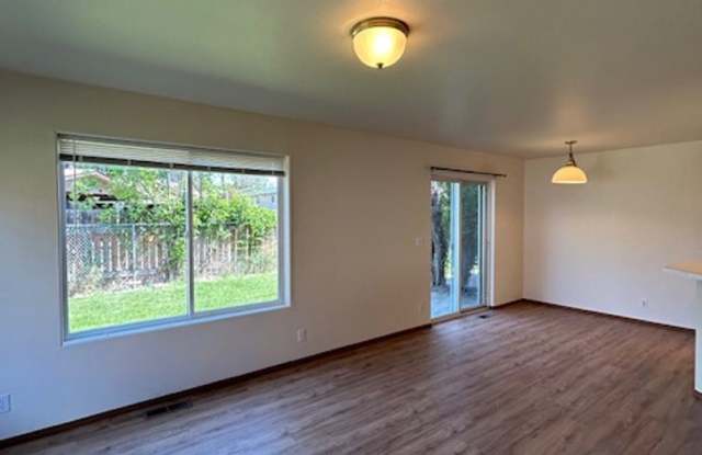 Newly updated 3 Bedroom Townhome! photos photos Newly updated 3 Bedroom Townhome! photos photos