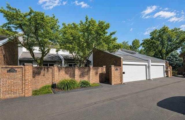 177 E LONG LAKE Road photos photos