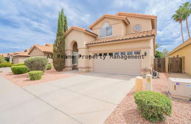 4613 East Desert Cactus Street Gallery 1