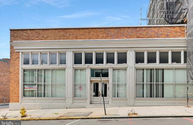 16 S 4TH Street Gallery 2