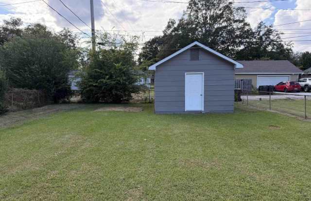 1205 9th Avenue SE Gallery 2