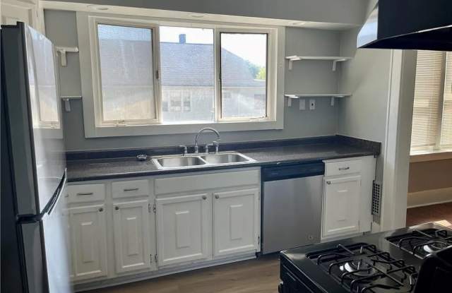 204 Ellicott St photos photos