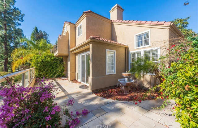 24 Cellini photos photos