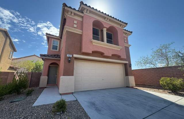 Beautiful Three Bedroom Home with Modern Kitchen and Covered Patio photos photos
