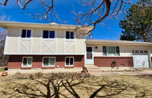 Amazing Home On Quiet Cul-de-sac Gallery 3