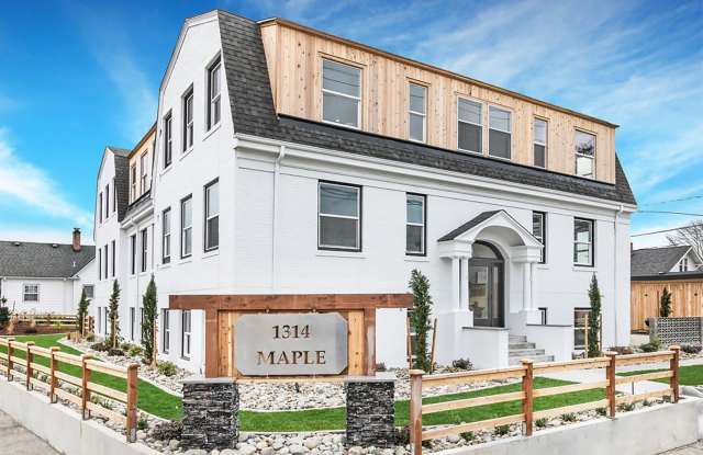 1314 Maple photos photos