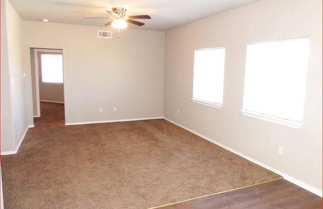 609 Meadow View Court Gallery 3