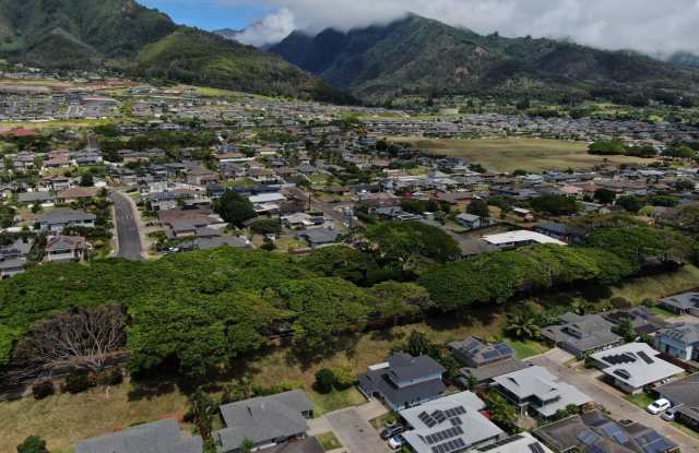 Centrally located 3‑Bed / 2.5 ‑Bath in Wailuku photos photos