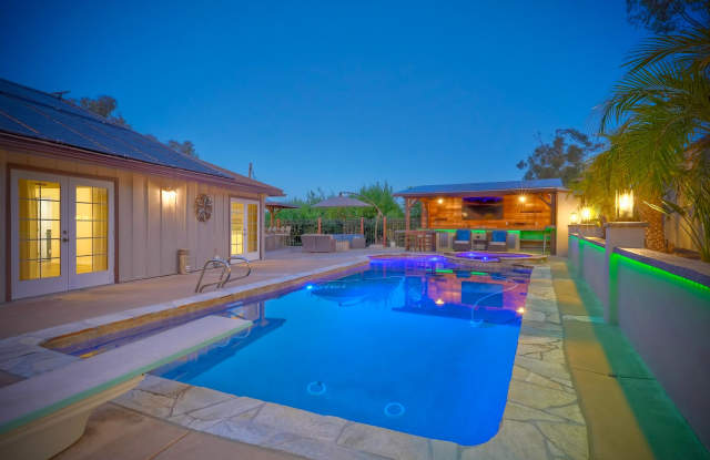 125 Hummingbird Hill Gallery 2