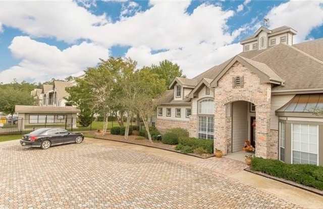 350 EMERALD FOREST Boulevard photos photos
